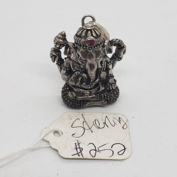 Ganesha .925 Silver pendant with ruby - Picture 7 of 12